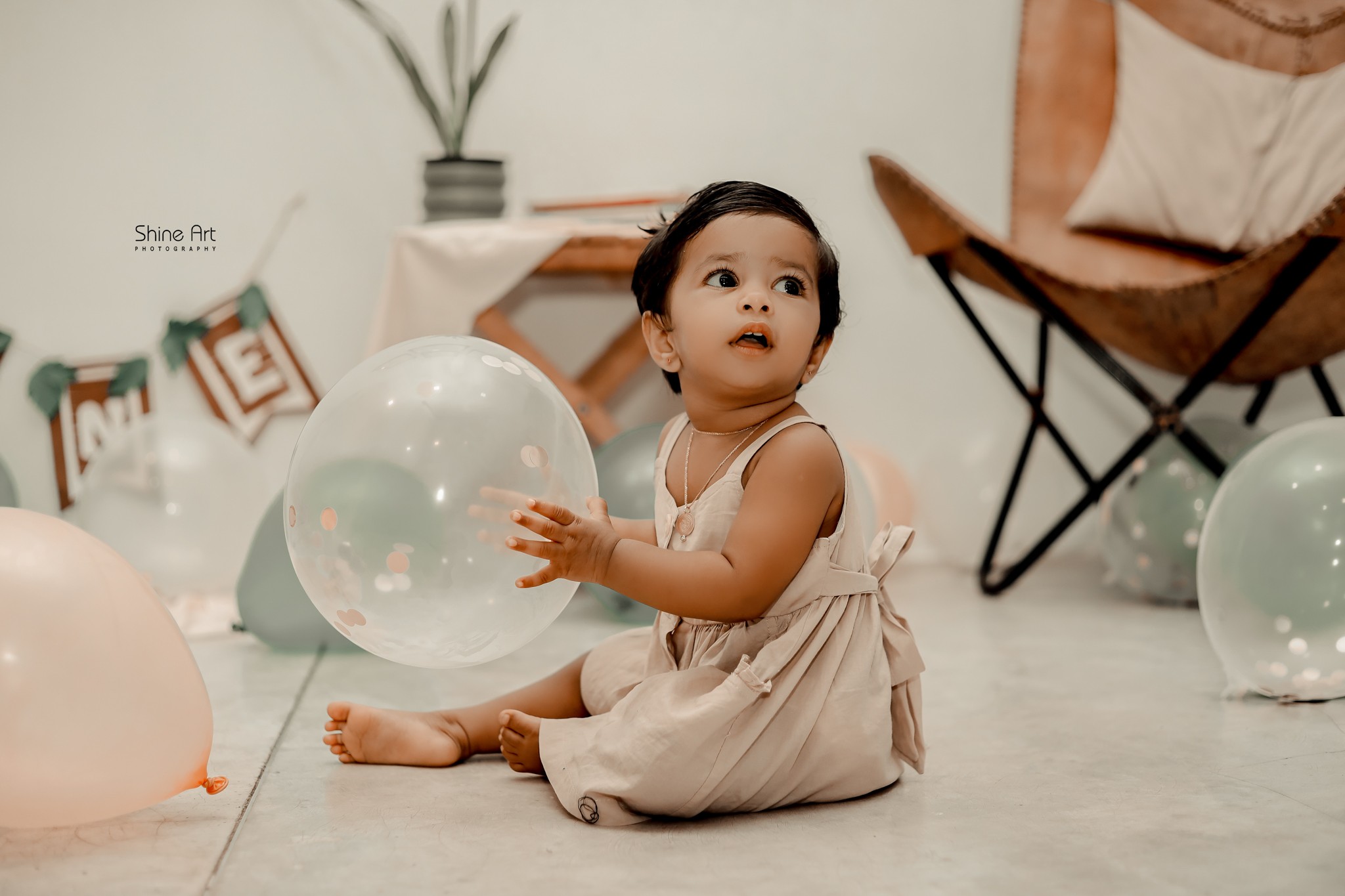 Baby magazine image 1